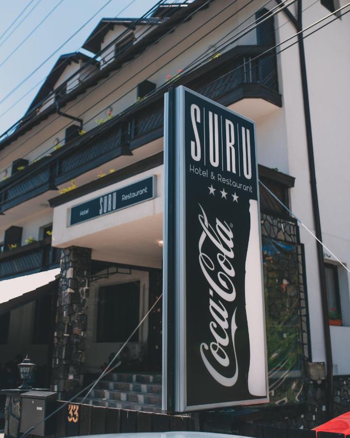 Suru Hotel & Restaurant บุชเตนี ภายนอก รูปภาพ