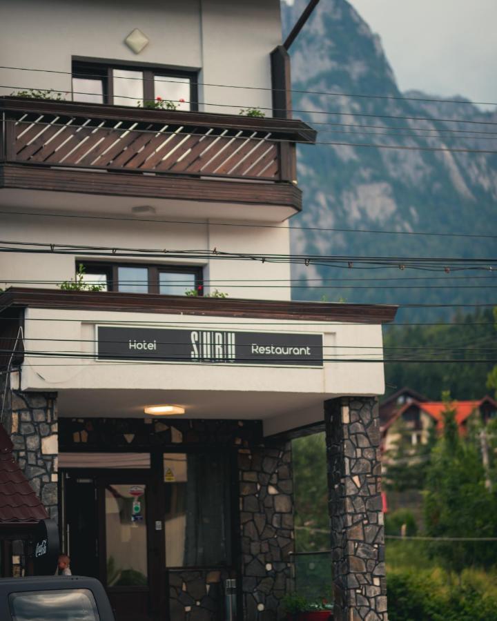 Suru Hotel & Restaurant บุชเตนี ภายนอก รูปภาพ
